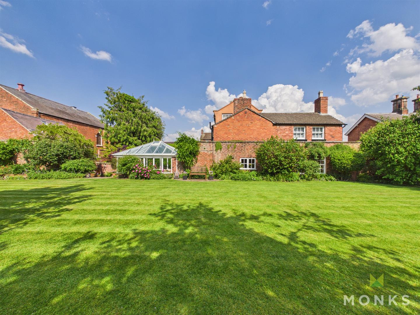 14 Chapel Street, Shrewsbury, SY4 5ER For Sale